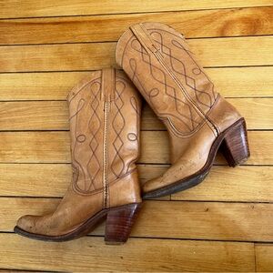 Vintage 1970s Frye Tan Cowboy Western Boots